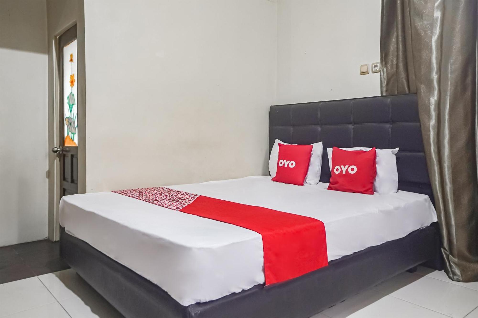 Hotel Oyo 93400 Tawing Rumbih